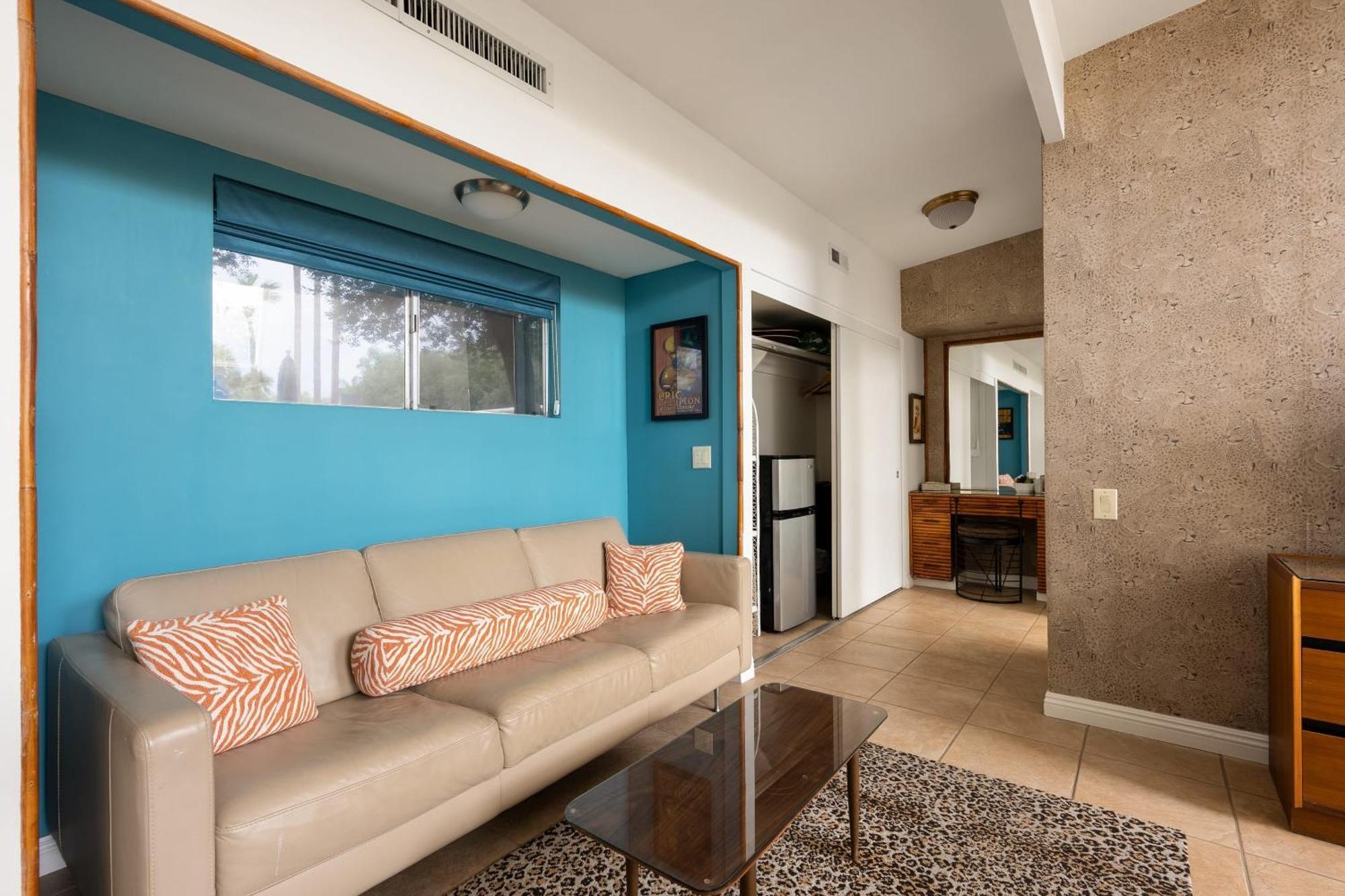 Monkey Tree Hotel By Avantstay Stylish Hotel In Palm Springs W Pool Exteriör bild